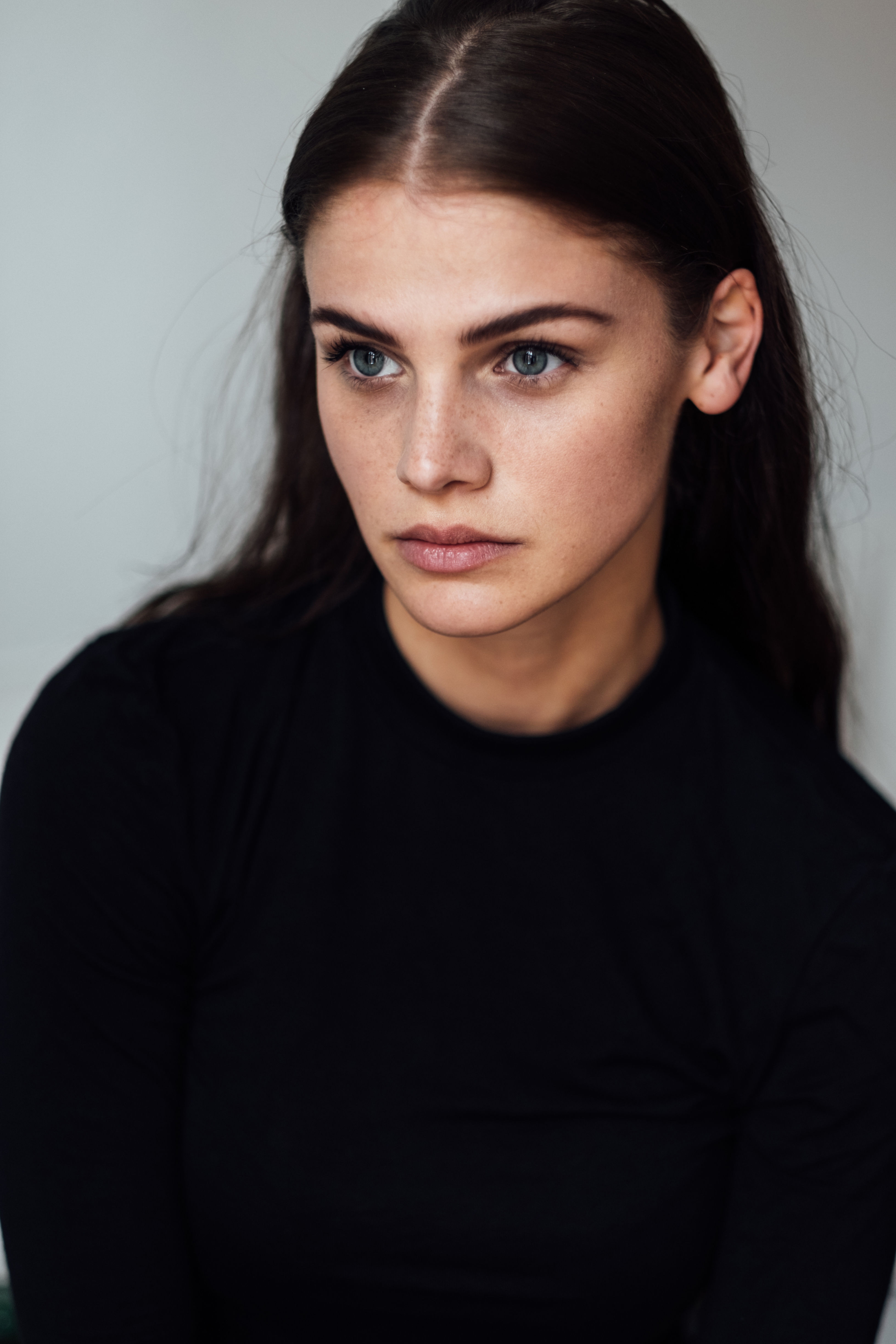 Lisa Tomaschewsky - Titanium