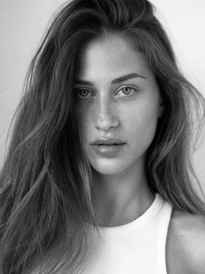 Sasha Nikolic - New faces (web)