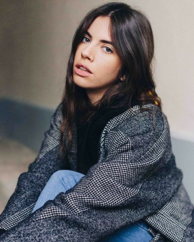 Amanda B  - book thumbnail