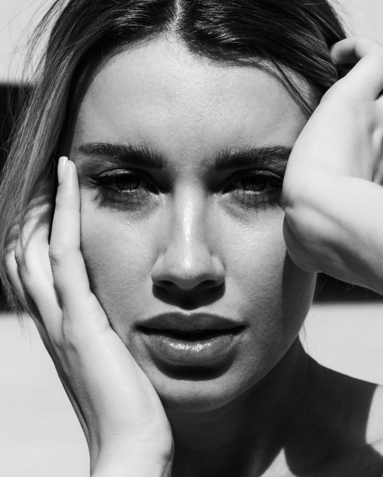 Arina Cheban - book large