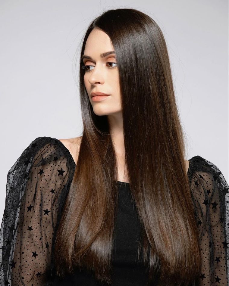 Bettina  - book thumbnail