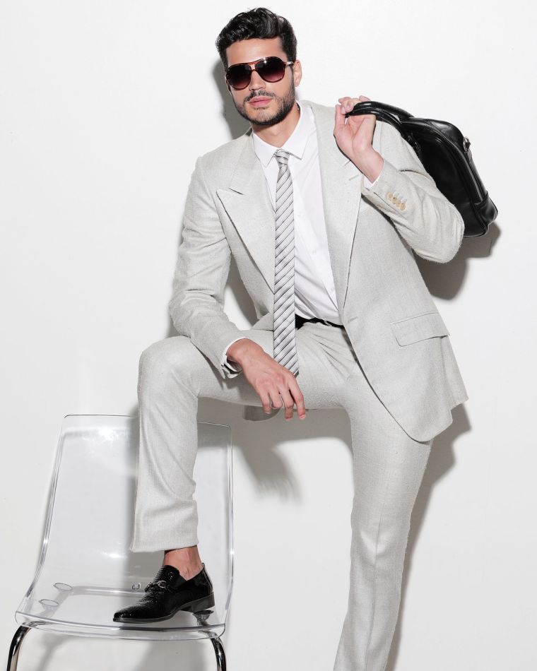 Felipe Gomes - book thumbnail