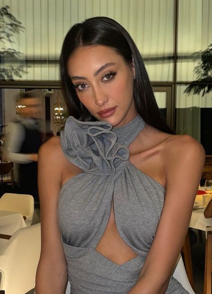 Jelena - profile picture