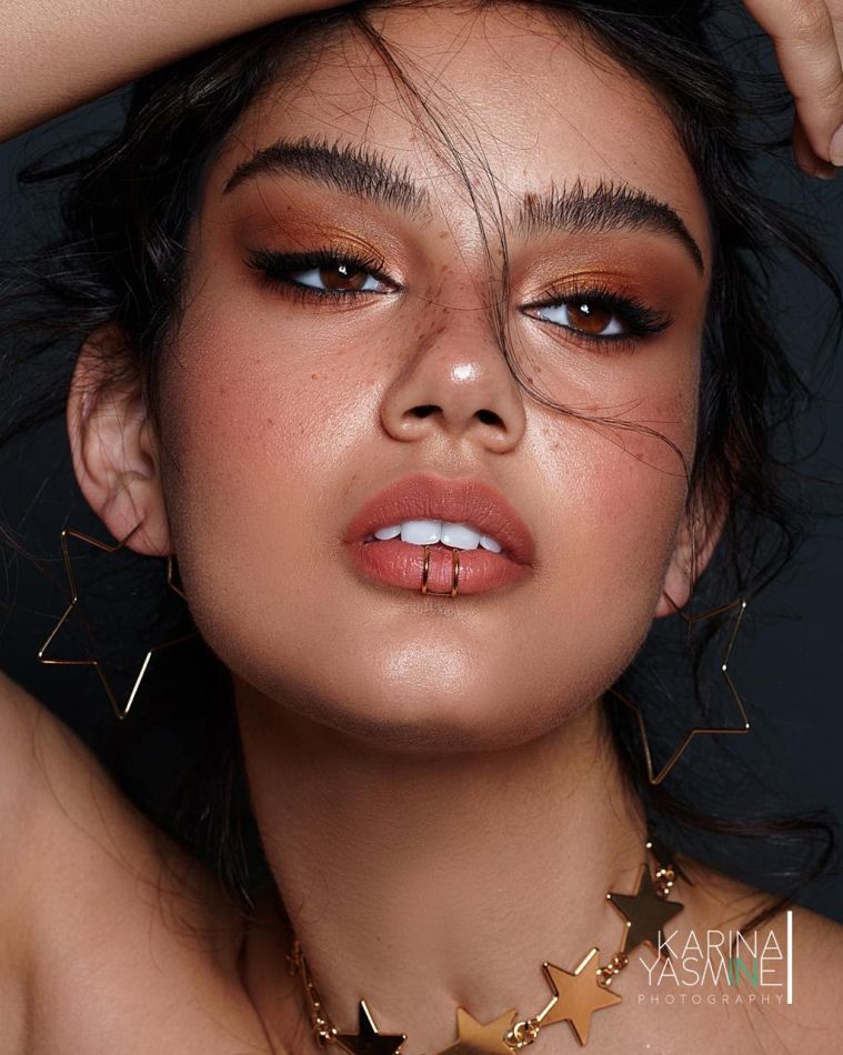 Carolina  - book thumbnail