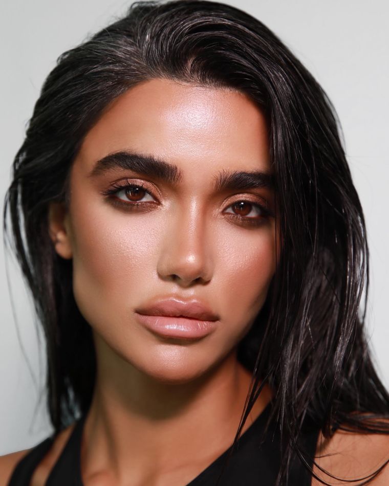 Nafise - profile picture