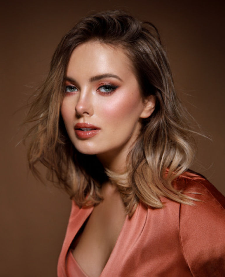 Bri  - profile picture