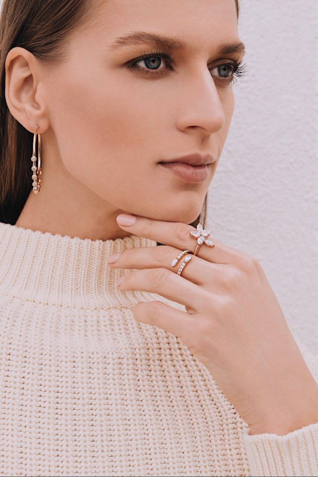 Marina  - book thumbnail