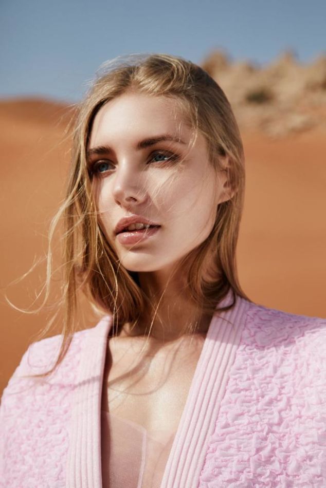 Anna Nikol  - book thumbnail