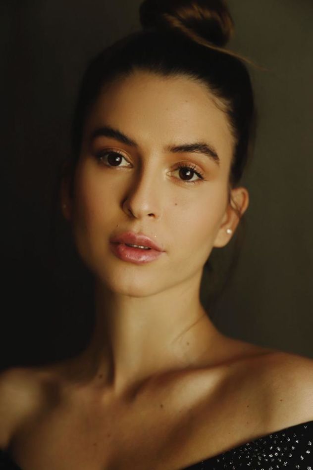 Jana  - book thumbnail