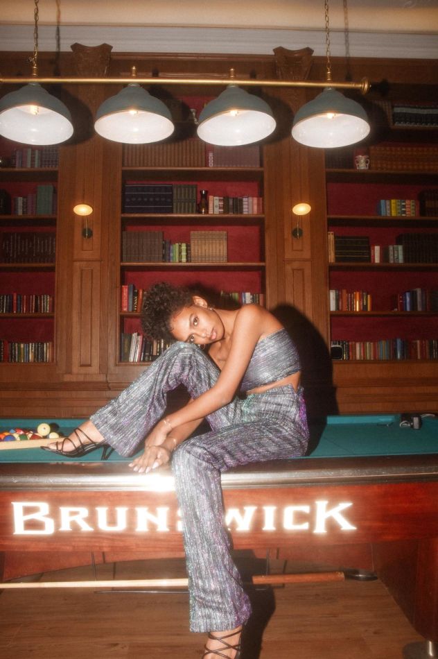 Esra  - book thumbnail