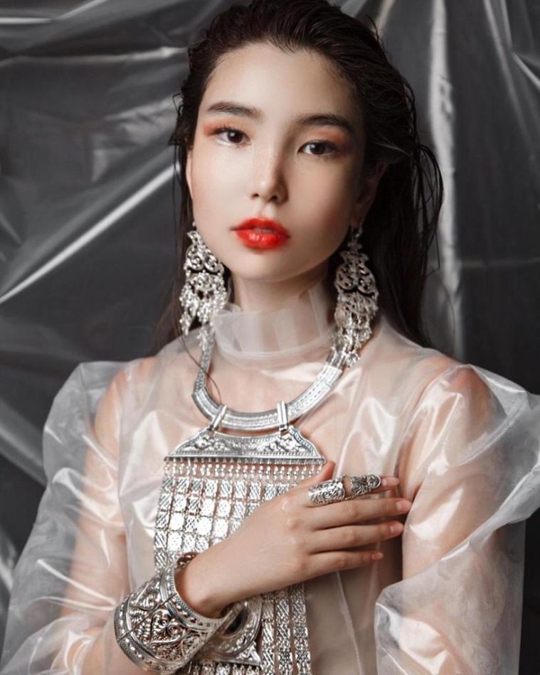 Elena E - profile picture