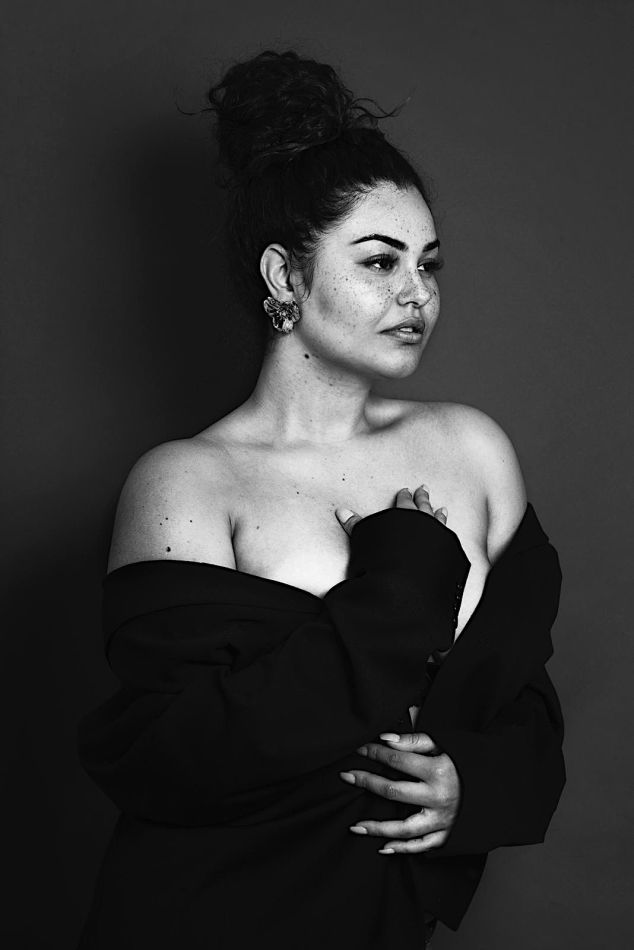 Laura  - book thumbnail