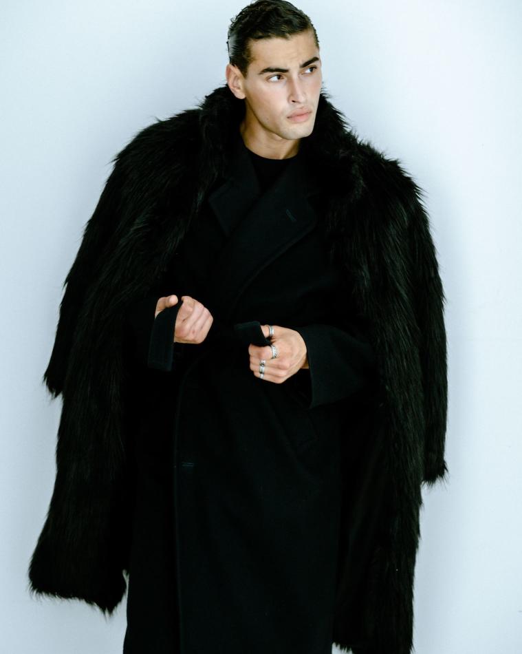 Eitan Marchand - fashion model portfolio photo 10
