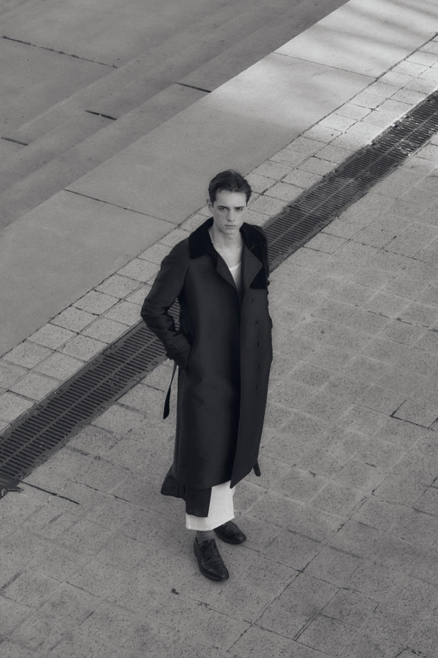 Marc Carbonell - fashion model portfolio photo 8