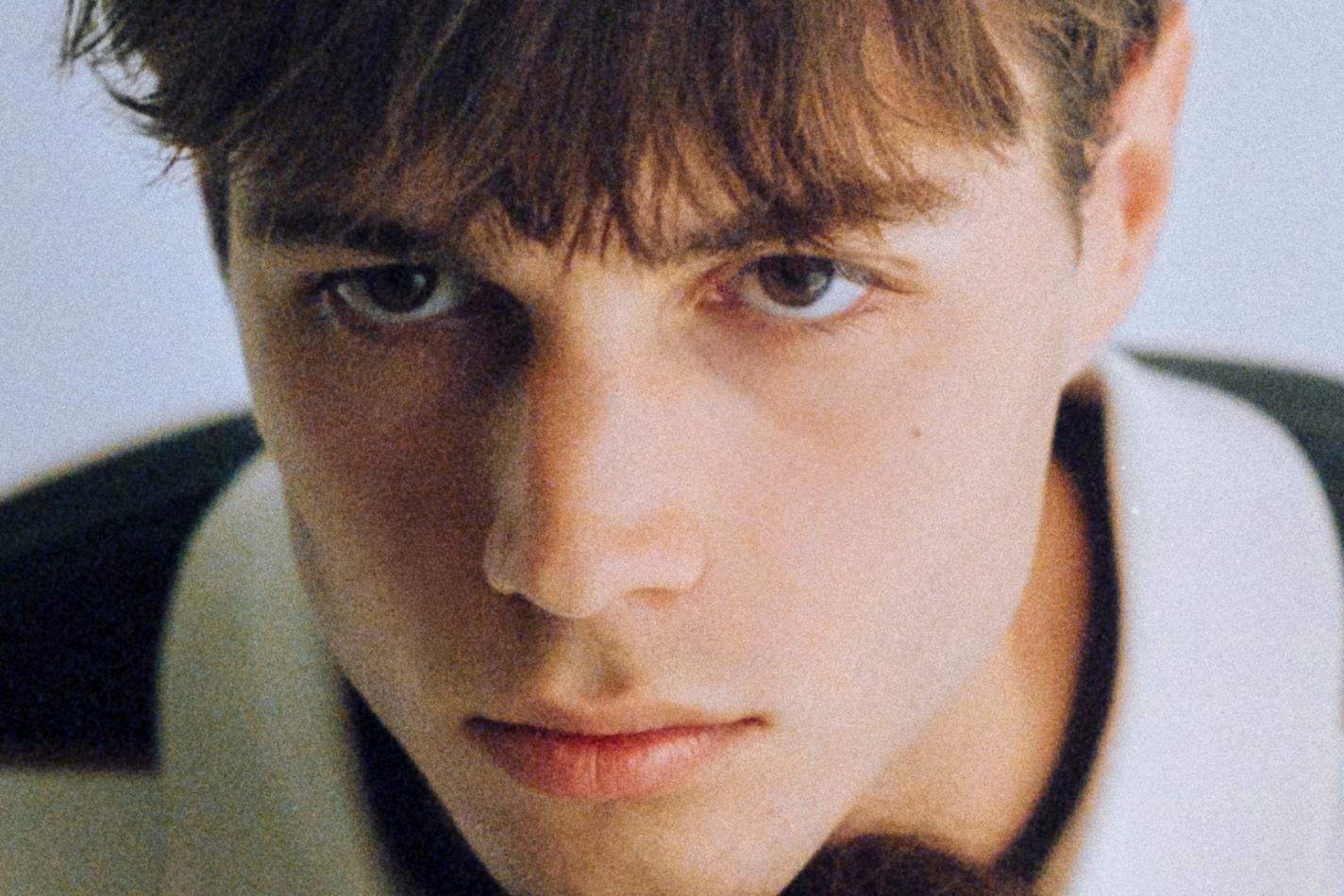 Marc Carbonell - fashion model portfolio photo 6
