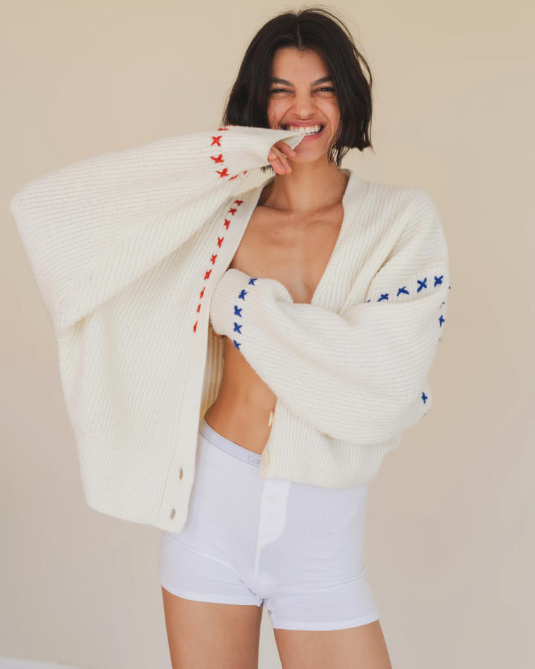 Bianca Redmerski - fashion model portfolio photo 23