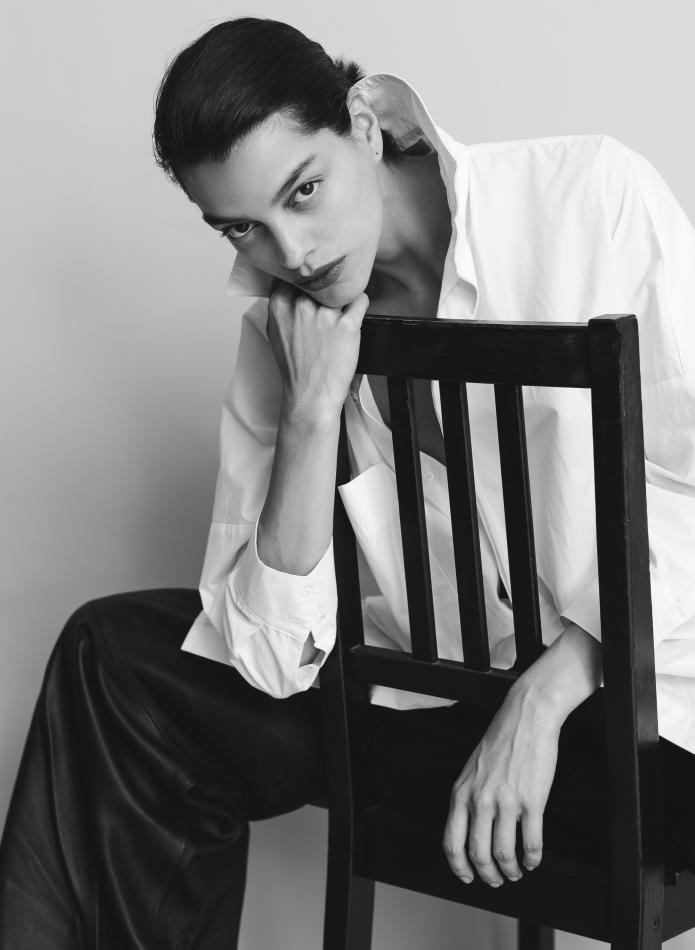 Bianca Redmerski - fashion model portfolio photo 16