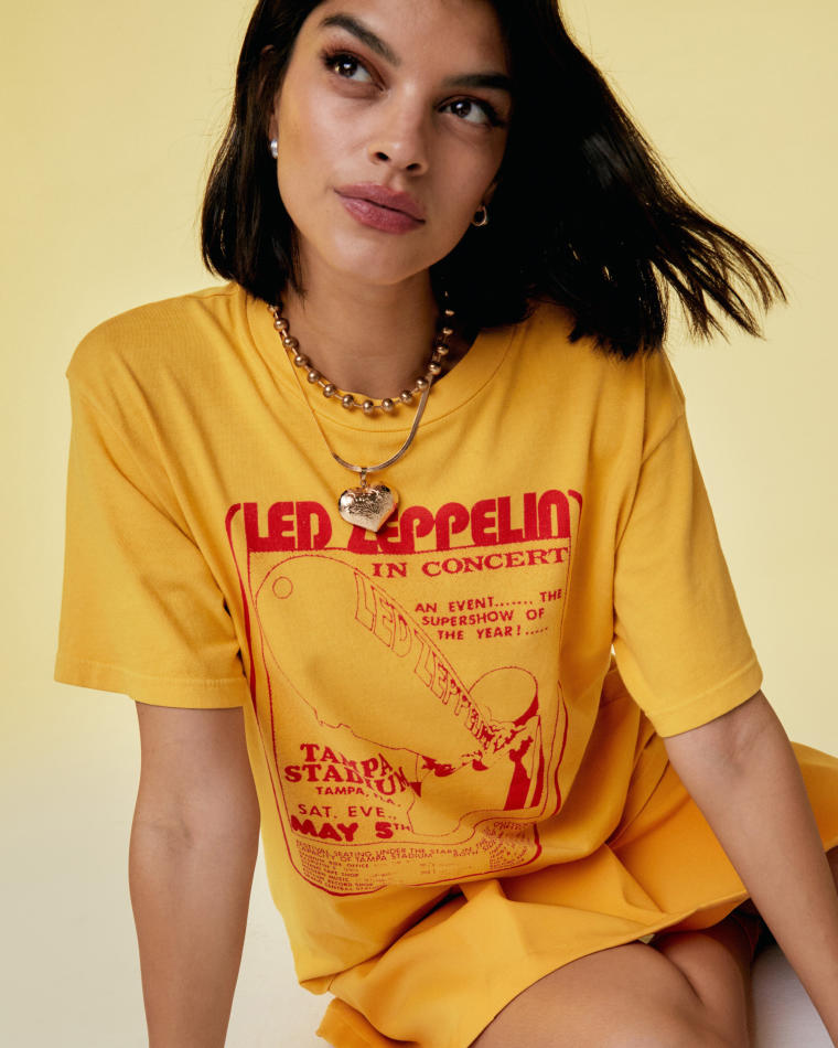 Bianca Redmerski - fashion model portfolio photo 17