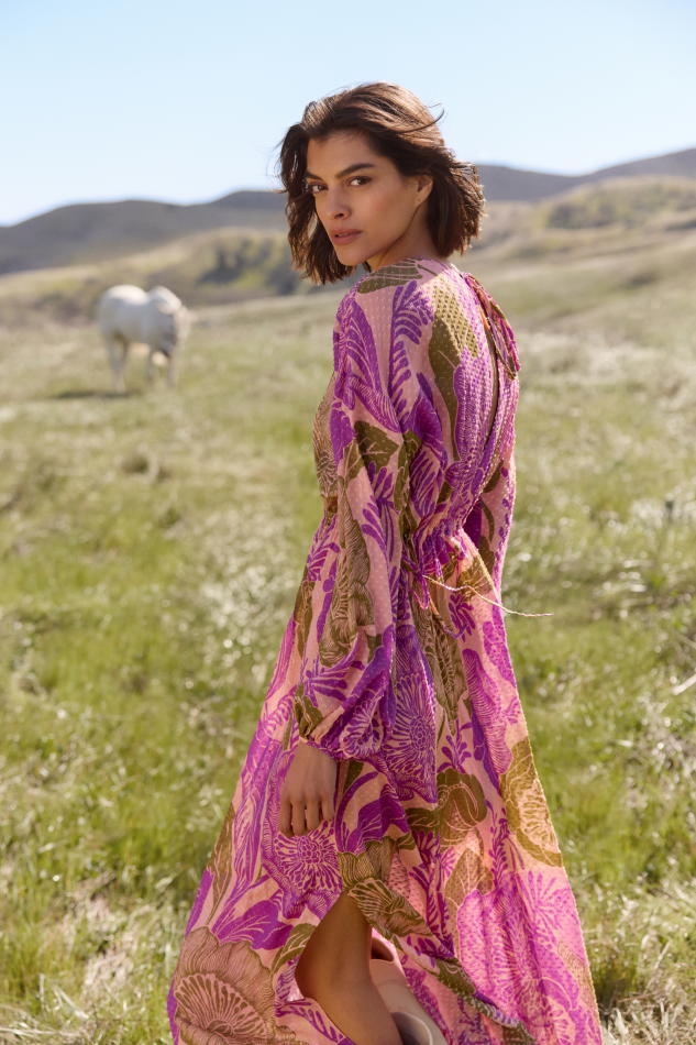Bianca Redmerski - fashion model portfolio photo 6