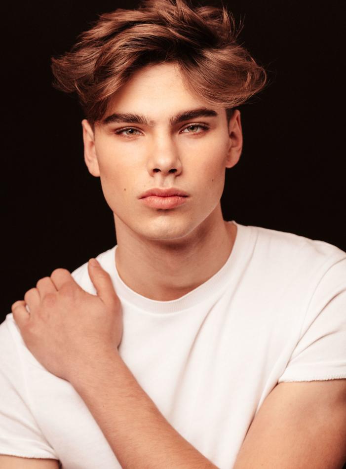 Tijn Van Harte - fashion model portfolio photo 1