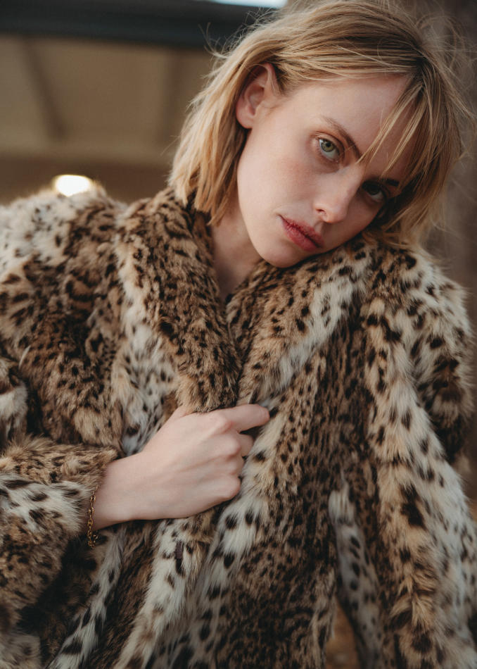 Chiara Hovland - fashion model portfolio photo 15