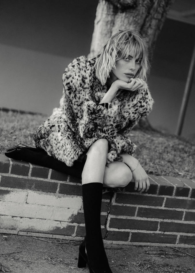 Chiara Hovland - fashion model portfolio photo 14