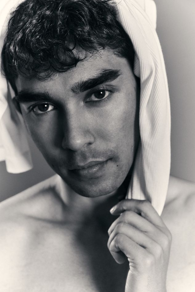 Ziyad Thupsee - fashion model portfolio photo 1