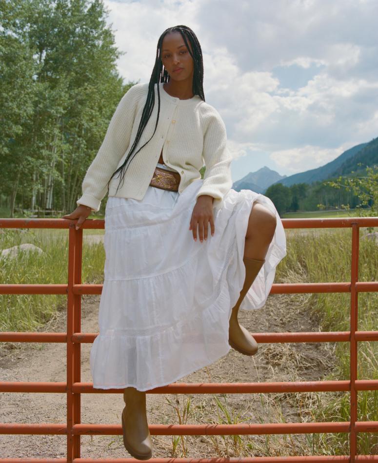 Londyn Harris - fashion model portfolio photo 6