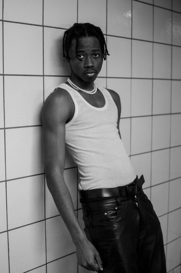 Hassan Nkonde - fashion model portfolio photo 22