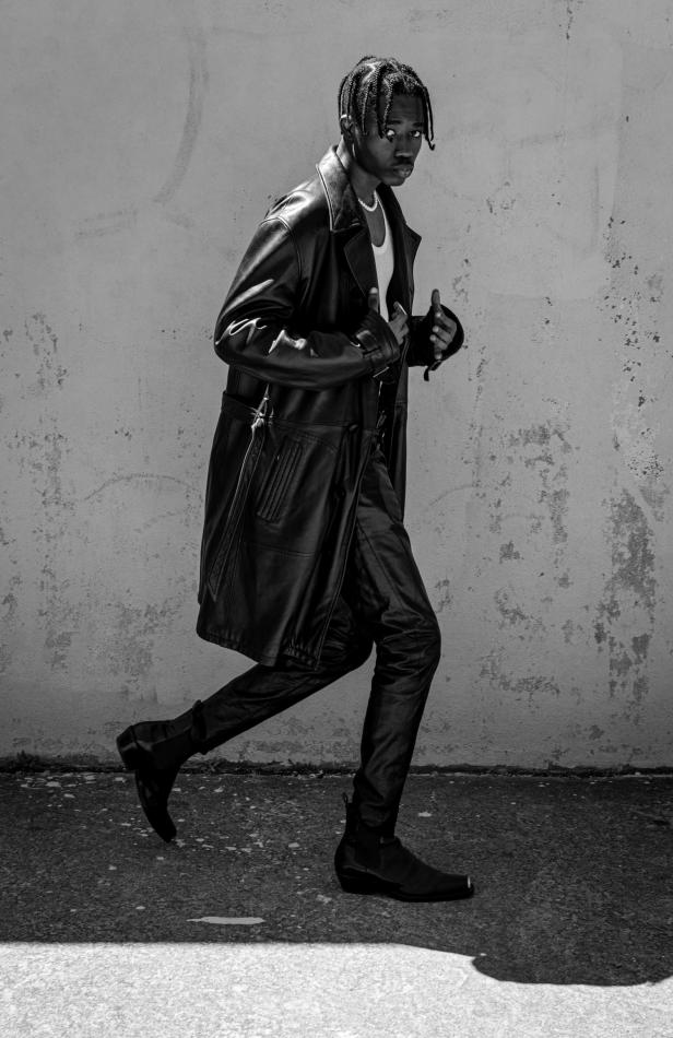 Hassan Nkonde - fashion model portfolio photo 9