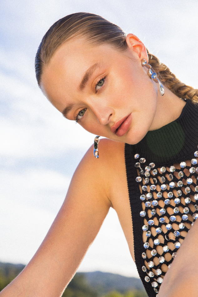 Zoey Kay - fashion model portfolio photo 1