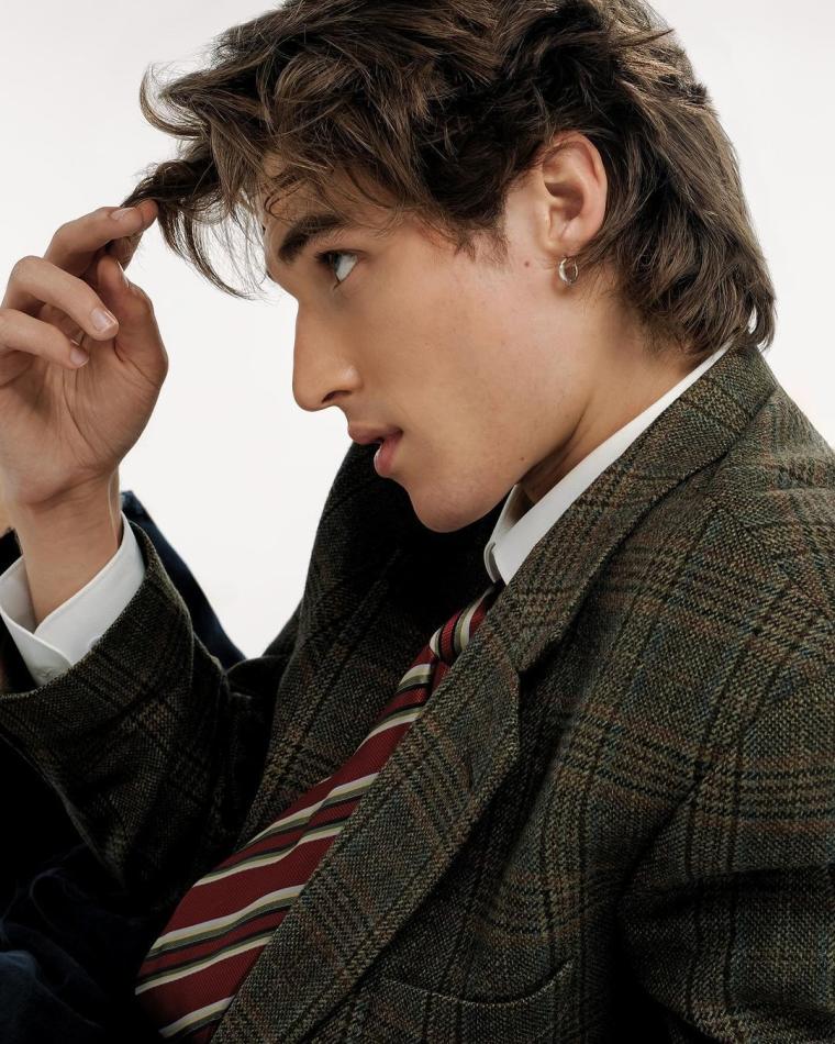 Alexander Blinov - fashion model portfolio photo 13