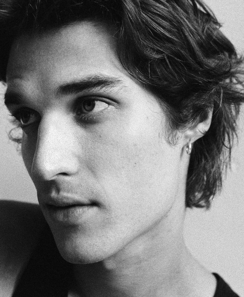 Alexander Blinov - fashion model portfolio photo 18