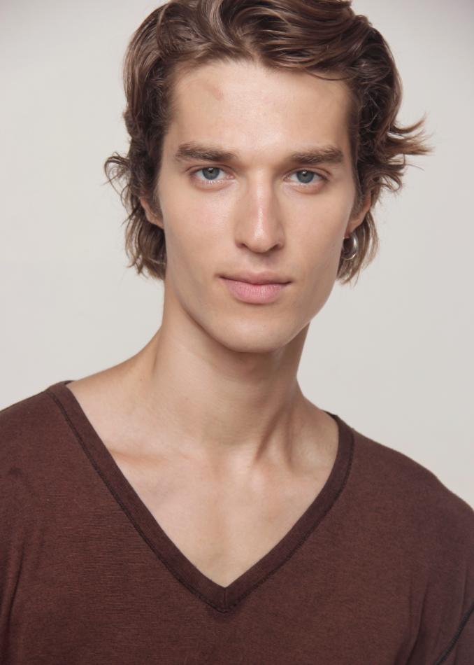 Alexander Blinov - fashion model portfolio photo 40