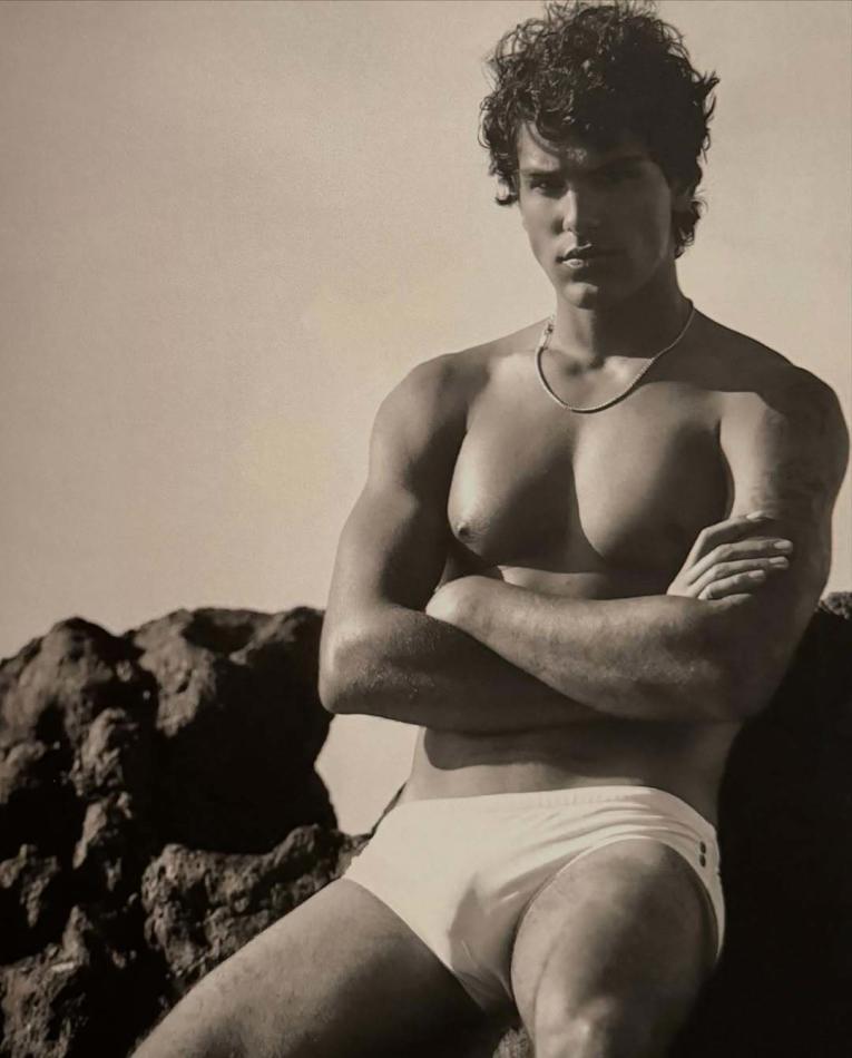 Omar Metwally-Garcia - fashion model portfolio photo 3