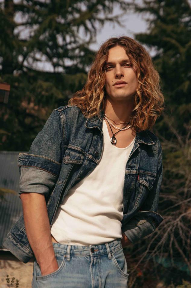Joey Lanham - fashion model portfolio photo 16