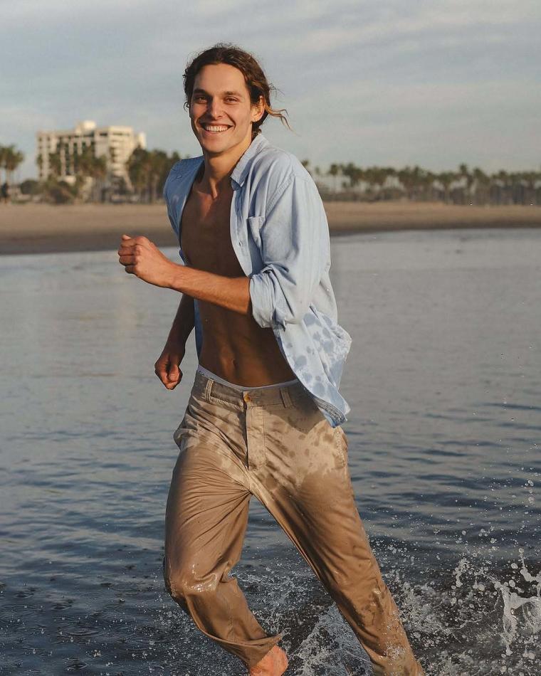 Joey Lanham - fashion model portfolio photo 14