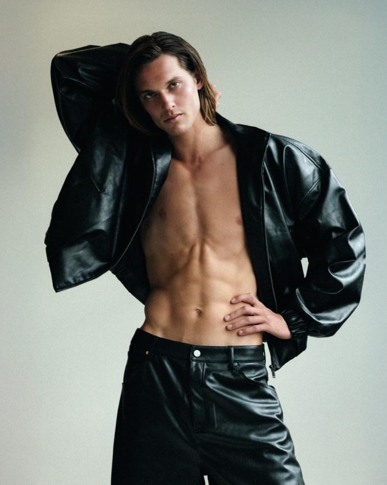 Joey Lanham - fashion model portfolio photo 24