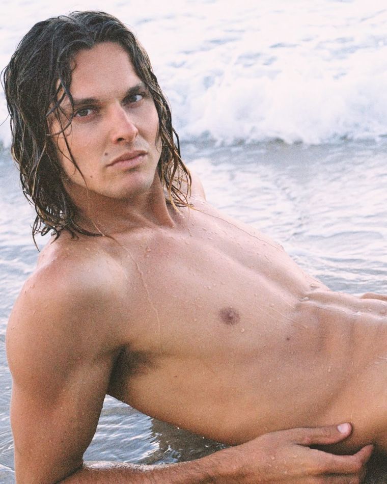 Joey Lanham - fashion model portfolio photo 29
