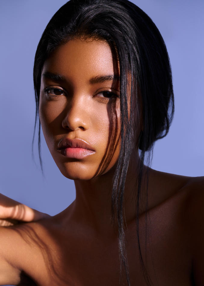 Melanie Castillo - fashion model portfolio photo 1
