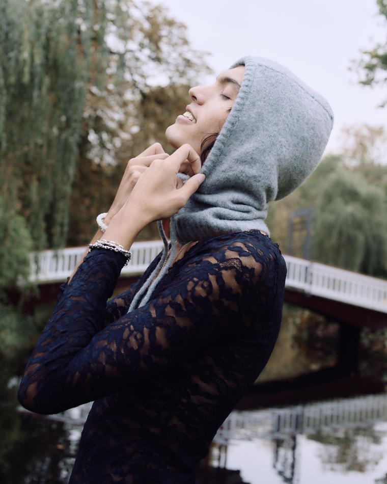 Sydney Lopez - fashion model portfolio photo 7