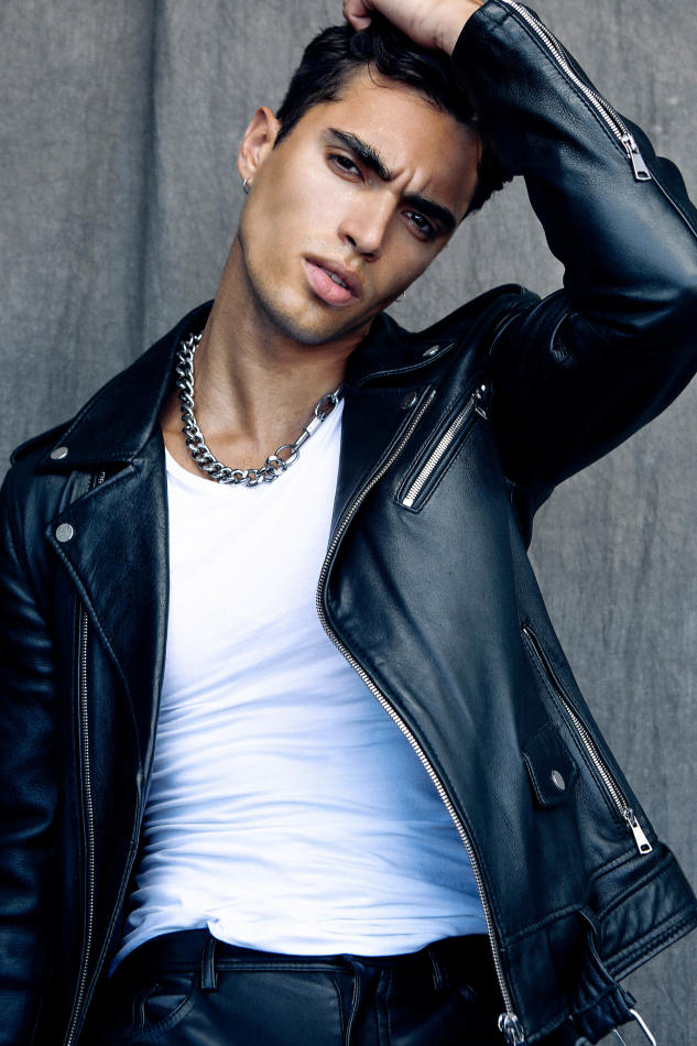 Leonardo Rocha - fashion model portfolio photo 12