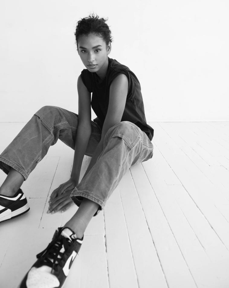 Paris Naro - fashion model portfolio photo 13