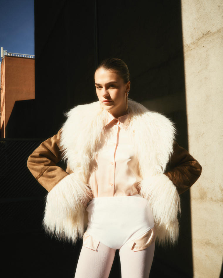 Imogen Billios - fashion model portfolio photo 6