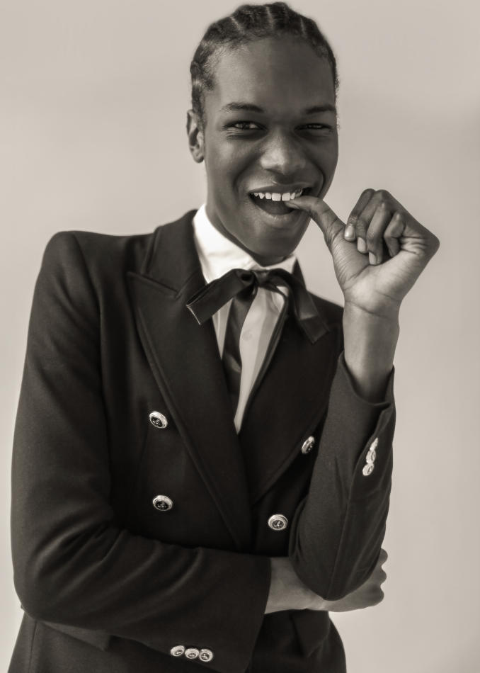 Kamari Moore - fashion model portfolio photo 35