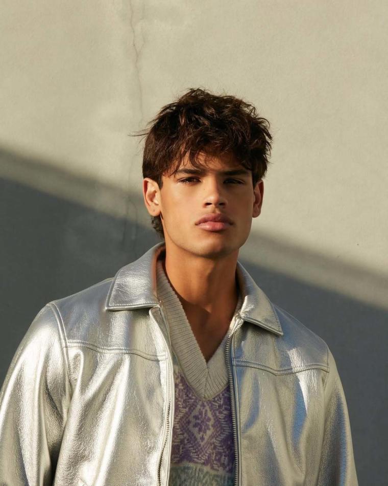 Anthony Quiñones - fashion model portfolio photo 21