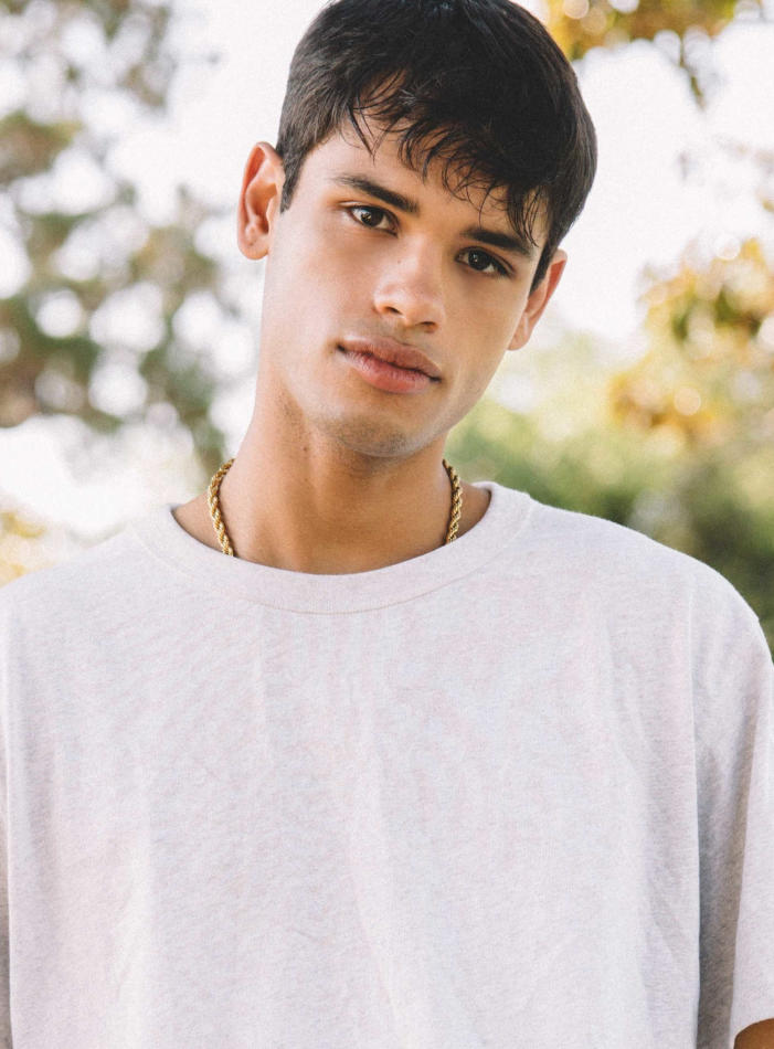 Anthony Quiñones - fashion model portfolio photo 1
