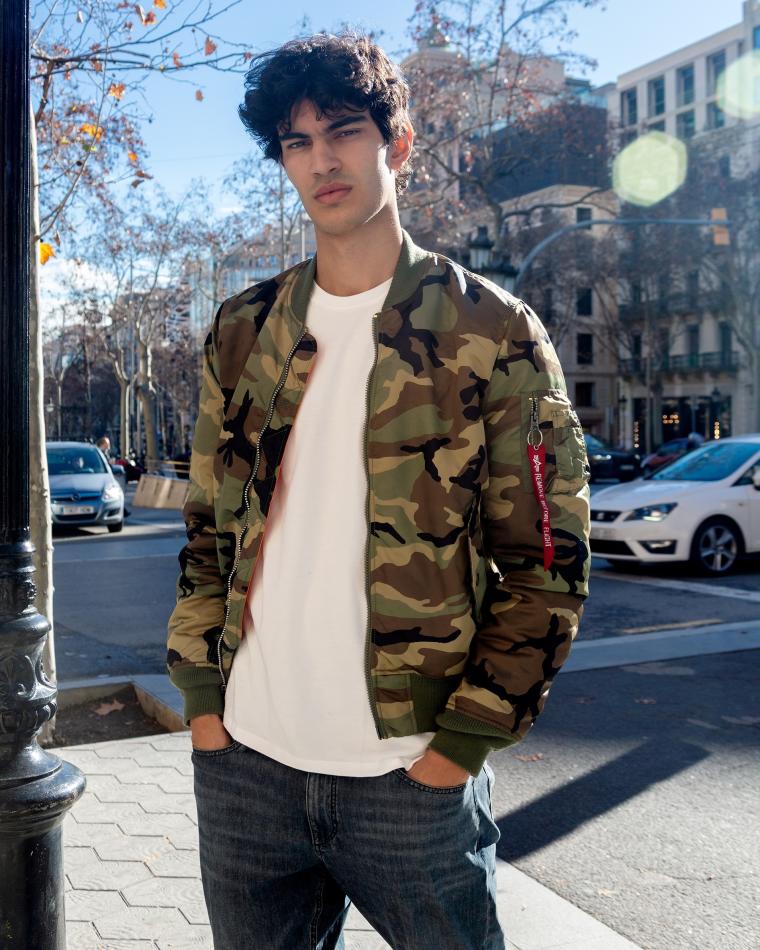 Lucas Goncalves - fashion model portfolio photo 9