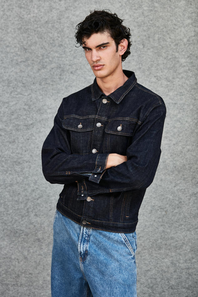 Lucas Goncalves - fashion model portfolio photo 16