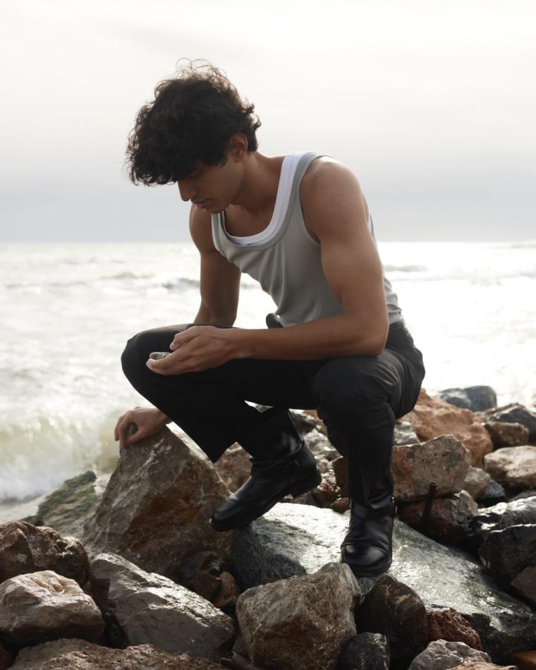 Lucas Goncalves - fashion model portfolio photo 18